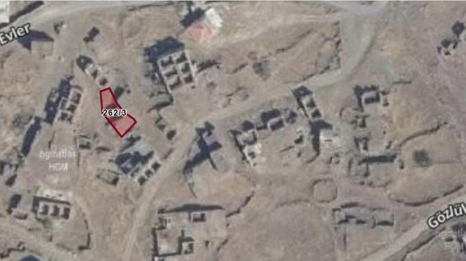 AKSARAY MERKEZ GÖZLÜKUYU yıkık ev 102M² EV VE AVLUMUZ SATILIKTIR - AKSARAY MERKEZ fotoğraf 2